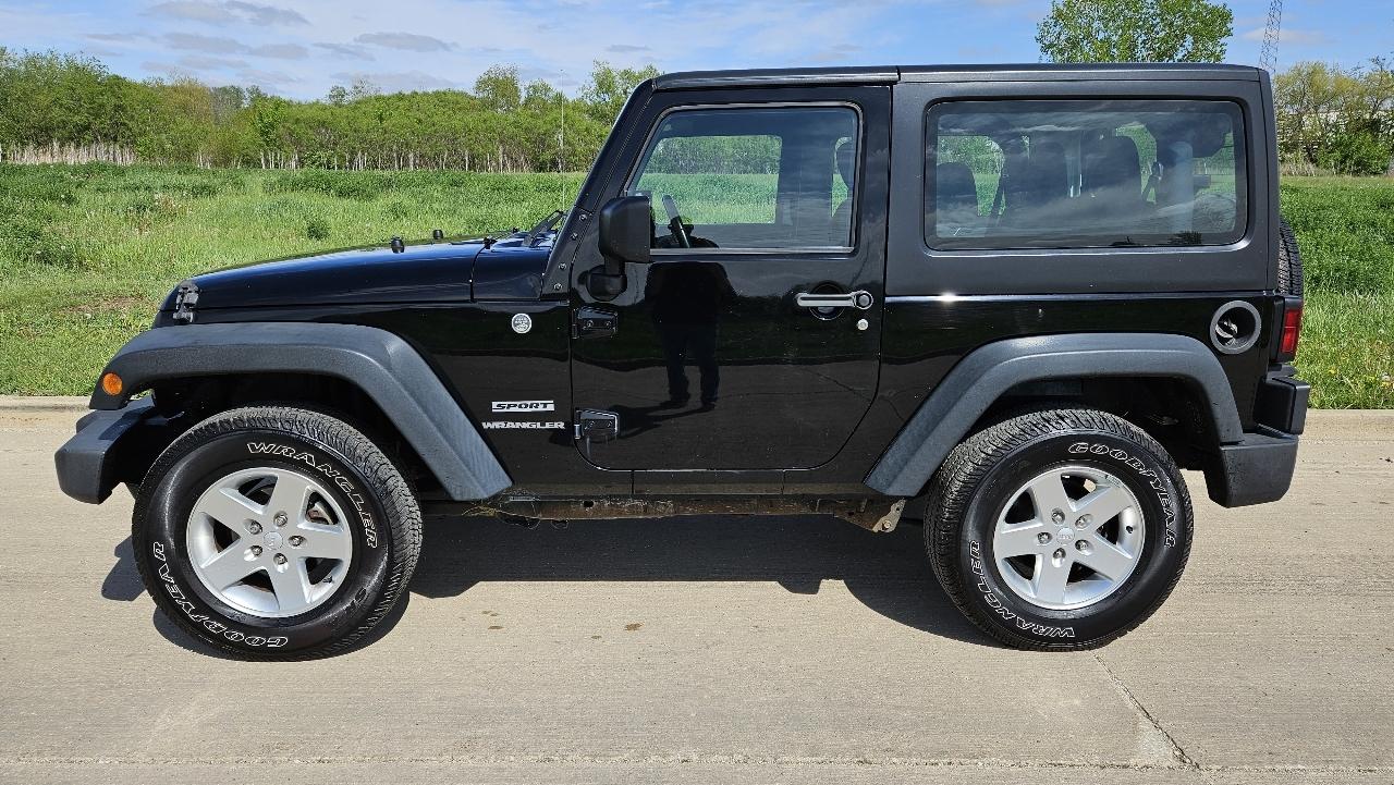 Jeep Wrangler 4WD 2dr Sport 2015