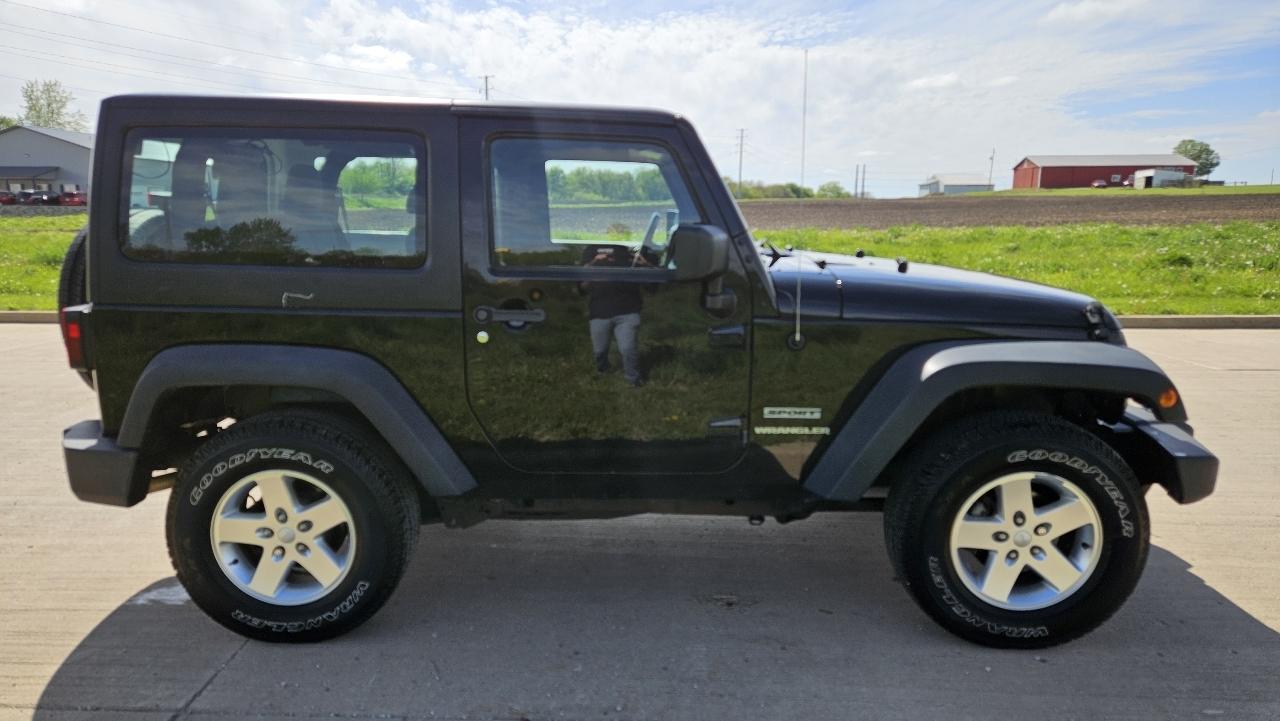Jeep Wrangler 4WD 2dr Sport 2015