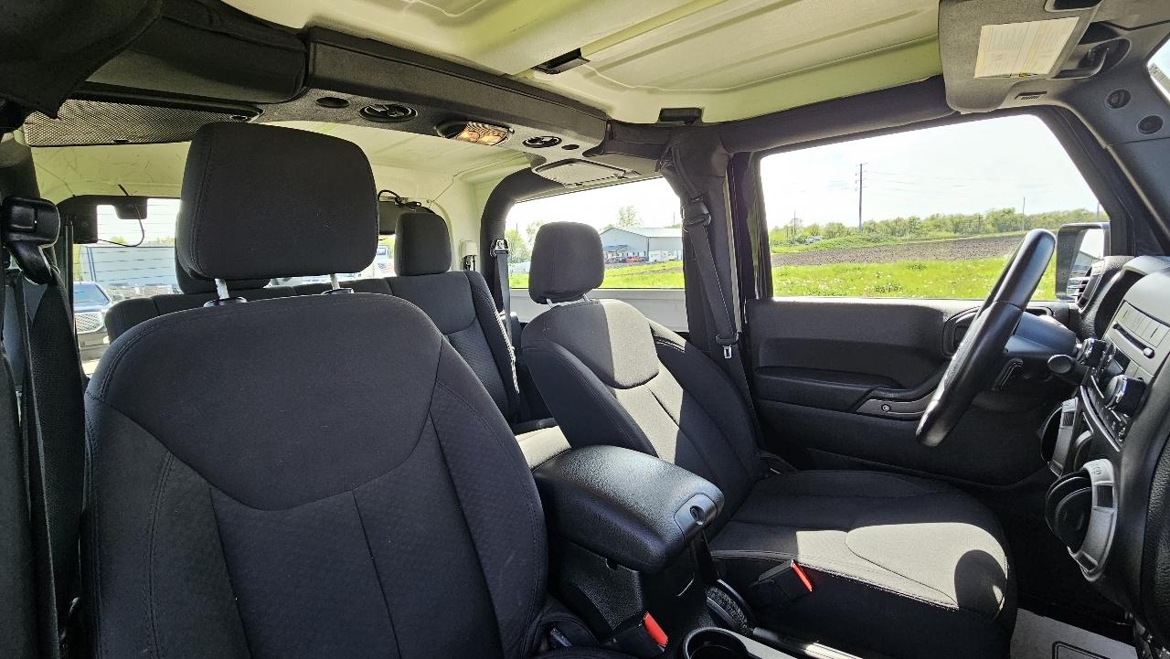 Jeep Wrangler 4WD 2dr Sport 2015