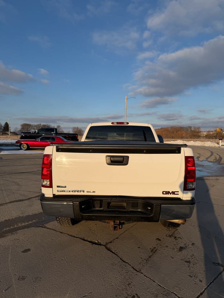 GMC Sierra 1500 4WD Ext Cab 143.5" SLE 2009