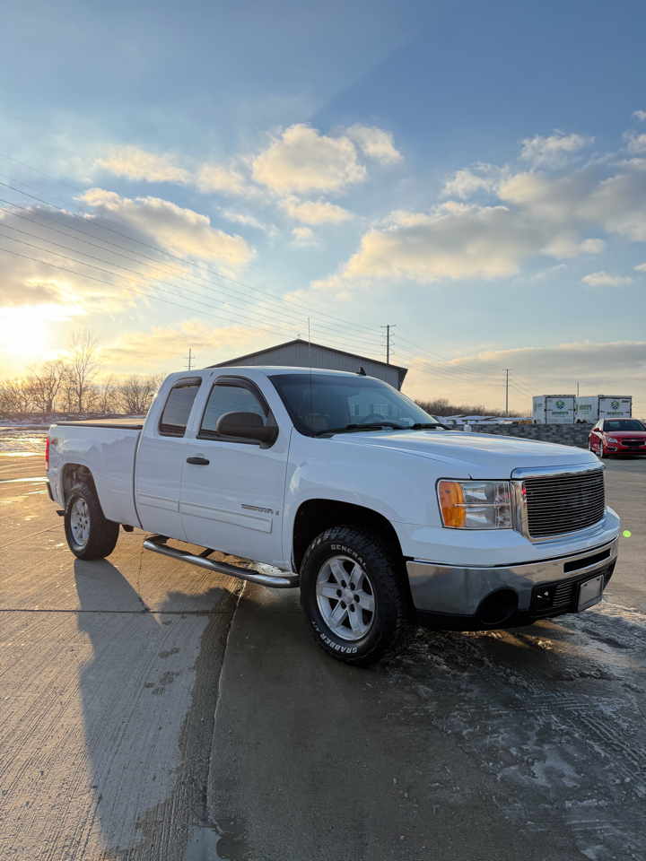 GMC Sierra 1500 4WD Ext Cab 143.5" SLE 2009