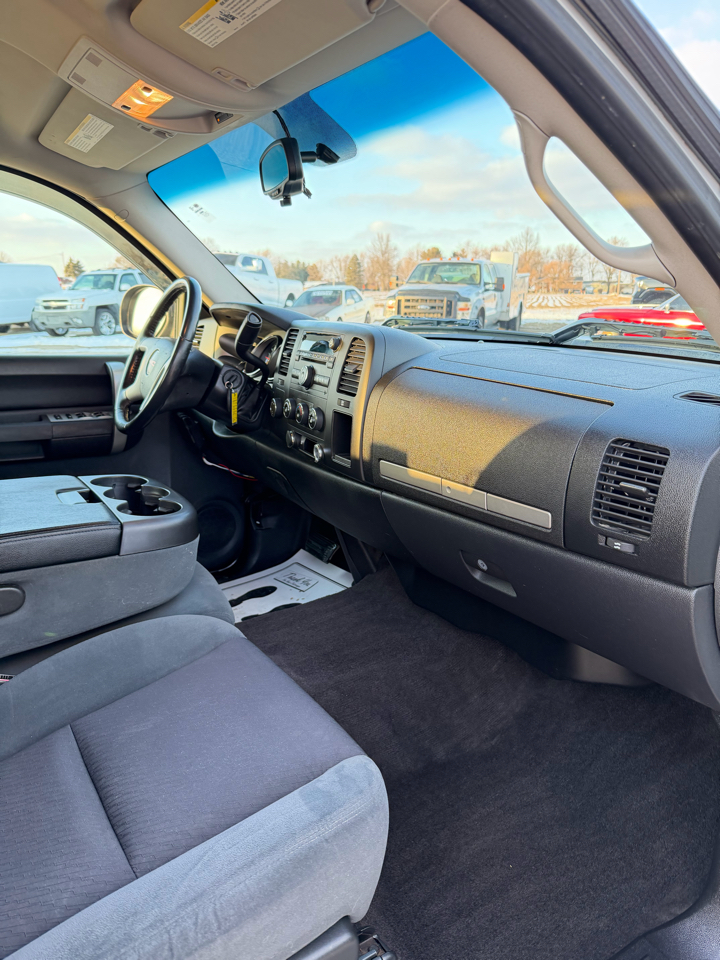 GMC Sierra 1500 4WD Ext Cab 143.5" SLE 2009