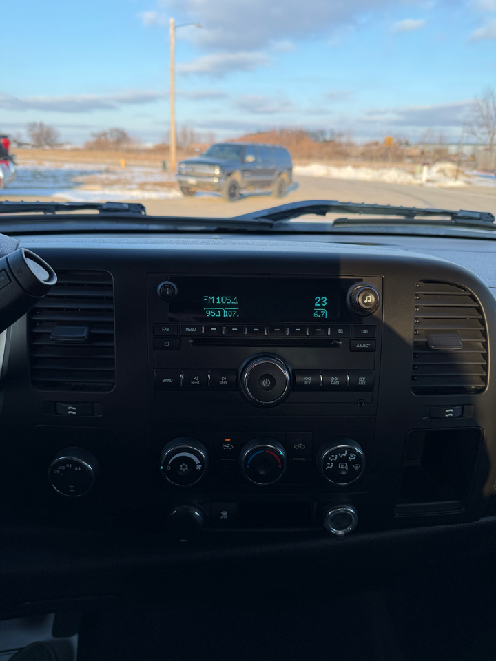 GMC Sierra 1500 4WD Ext Cab 143.5" SLE 2009