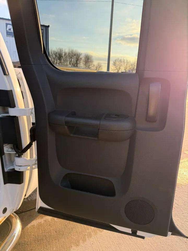 GMC Sierra 1500 4WD Ext Cab 143.5" SLE 2009