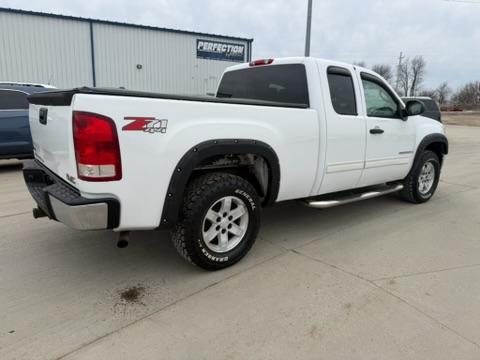 GMC Sierra 1500 4WD Ext Cab 143.5" SLE 2009