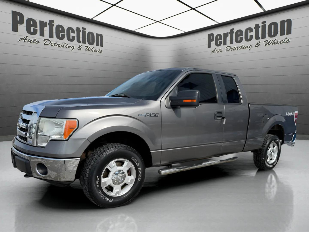 Ford F-150 4WD SuperCab 145" Lariat 2011