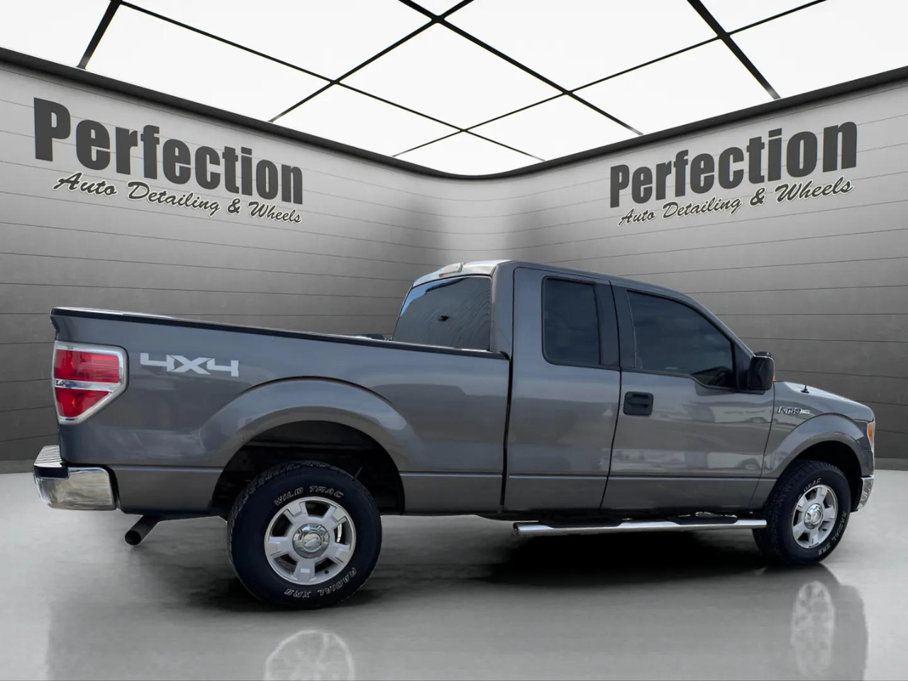 Ford F-150 4WD SuperCab 145" Lariat 2011