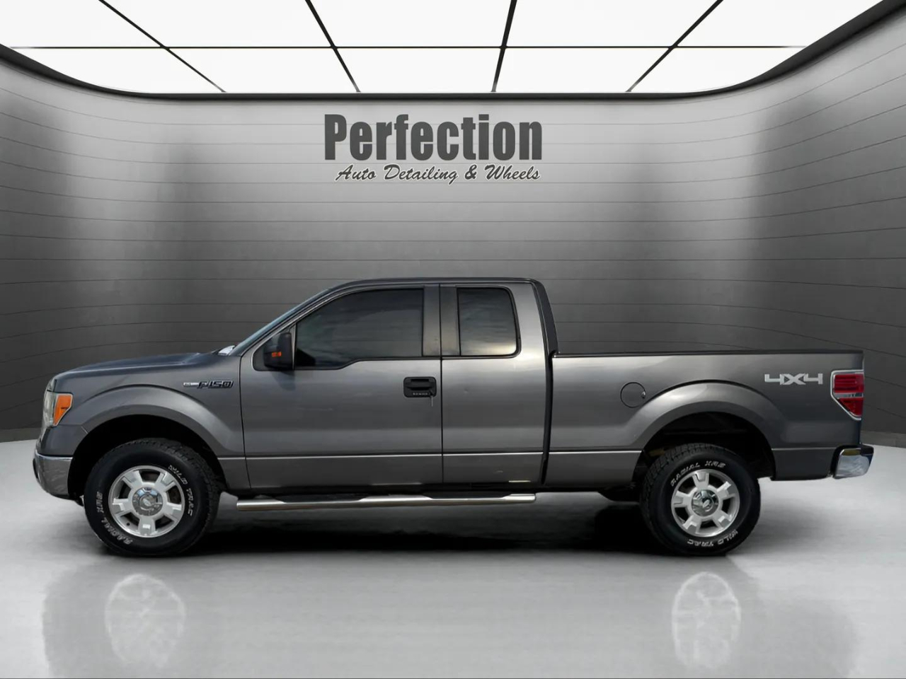 Ford F-150 4WD SuperCab 145" Lariat 2011