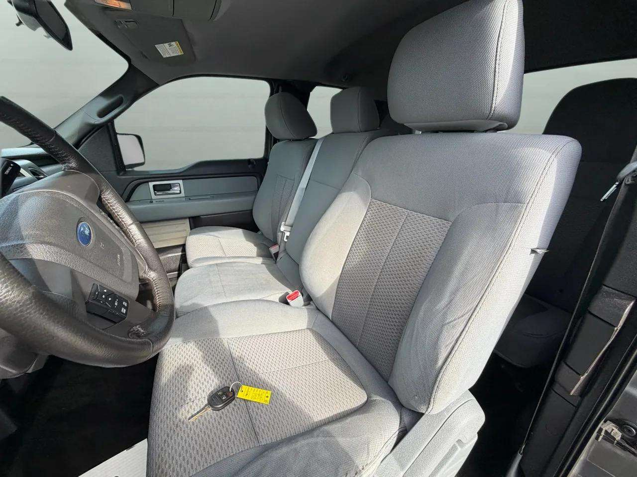 Ford F-150 4WD SuperCab 145" Lariat 2011