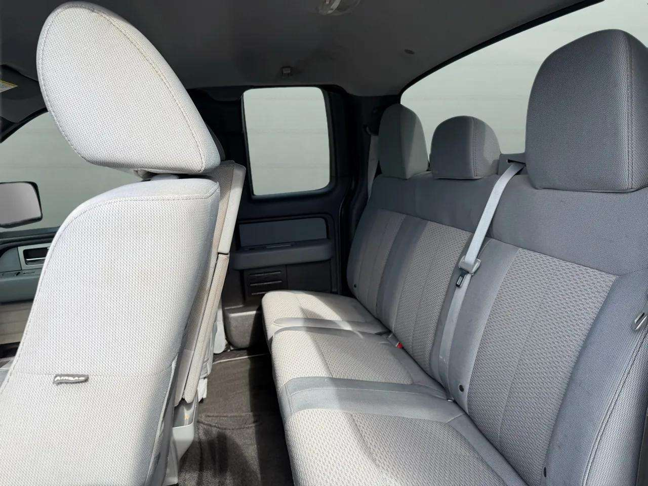 Ford F-150 4WD SuperCab 145" Lariat 2011