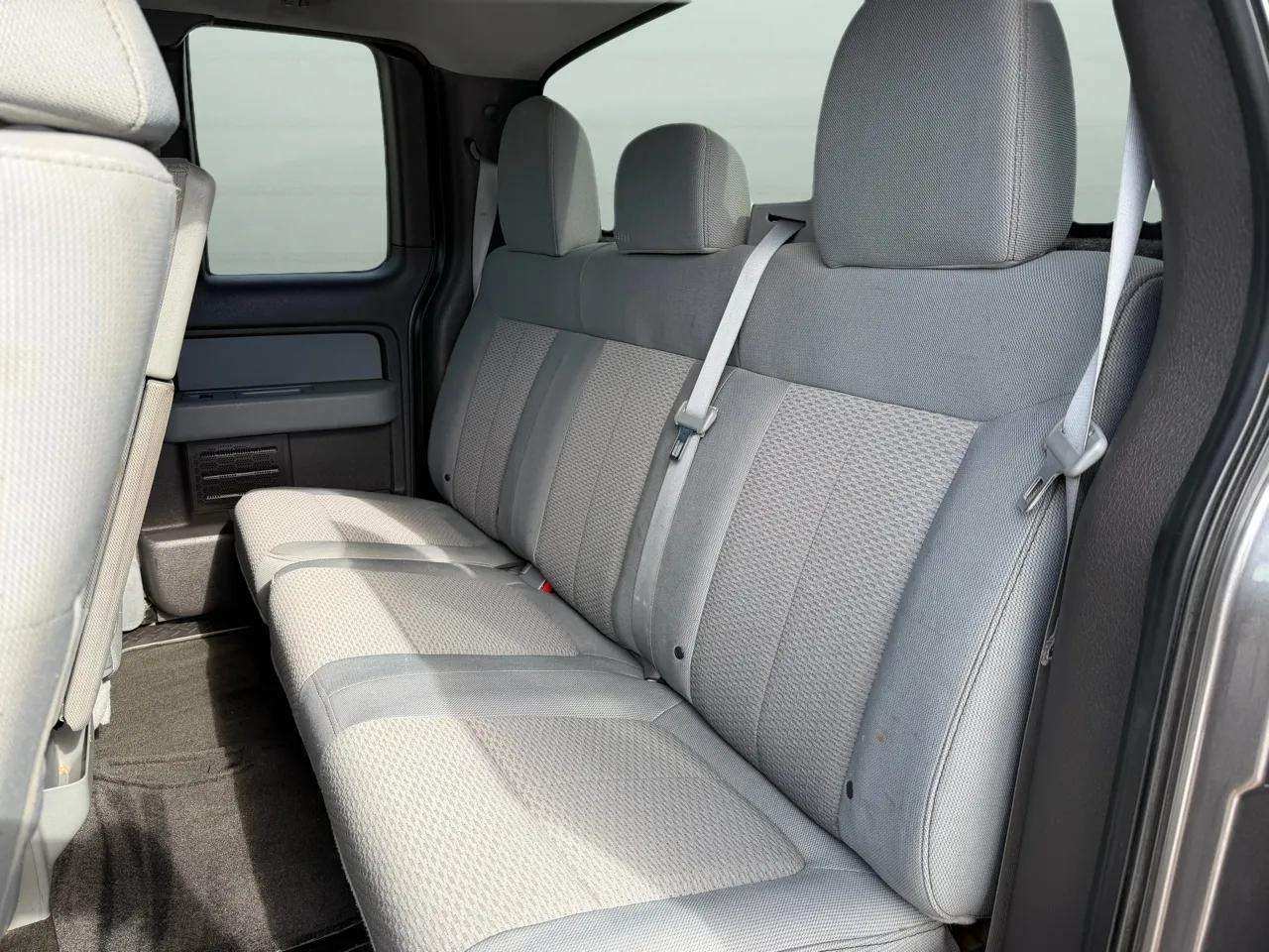 Ford F-150 4WD SuperCab 145" Lariat 2011