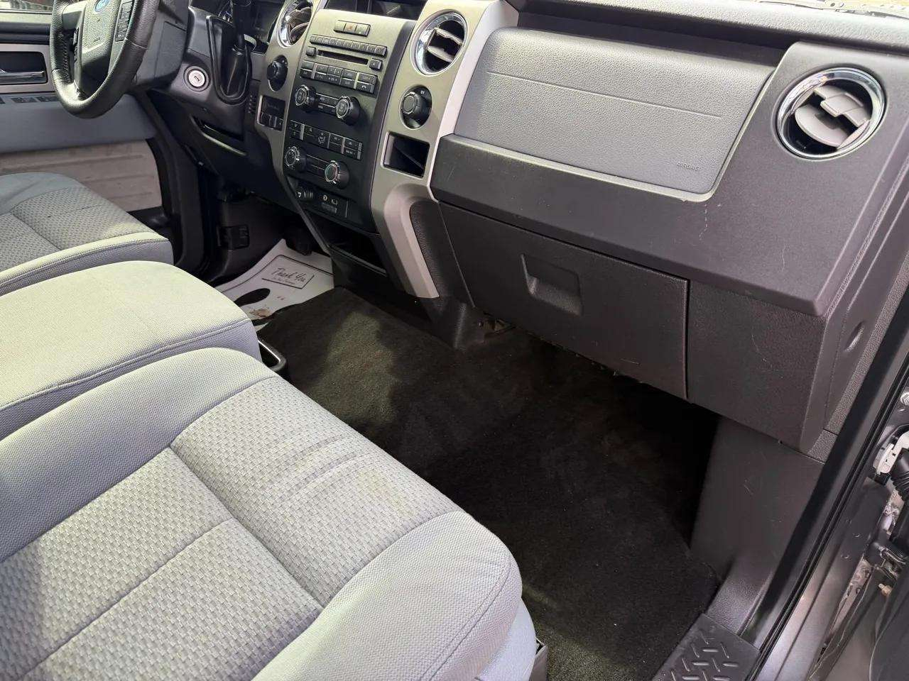 Ford F-150 4WD SuperCab 145" Lariat 2011