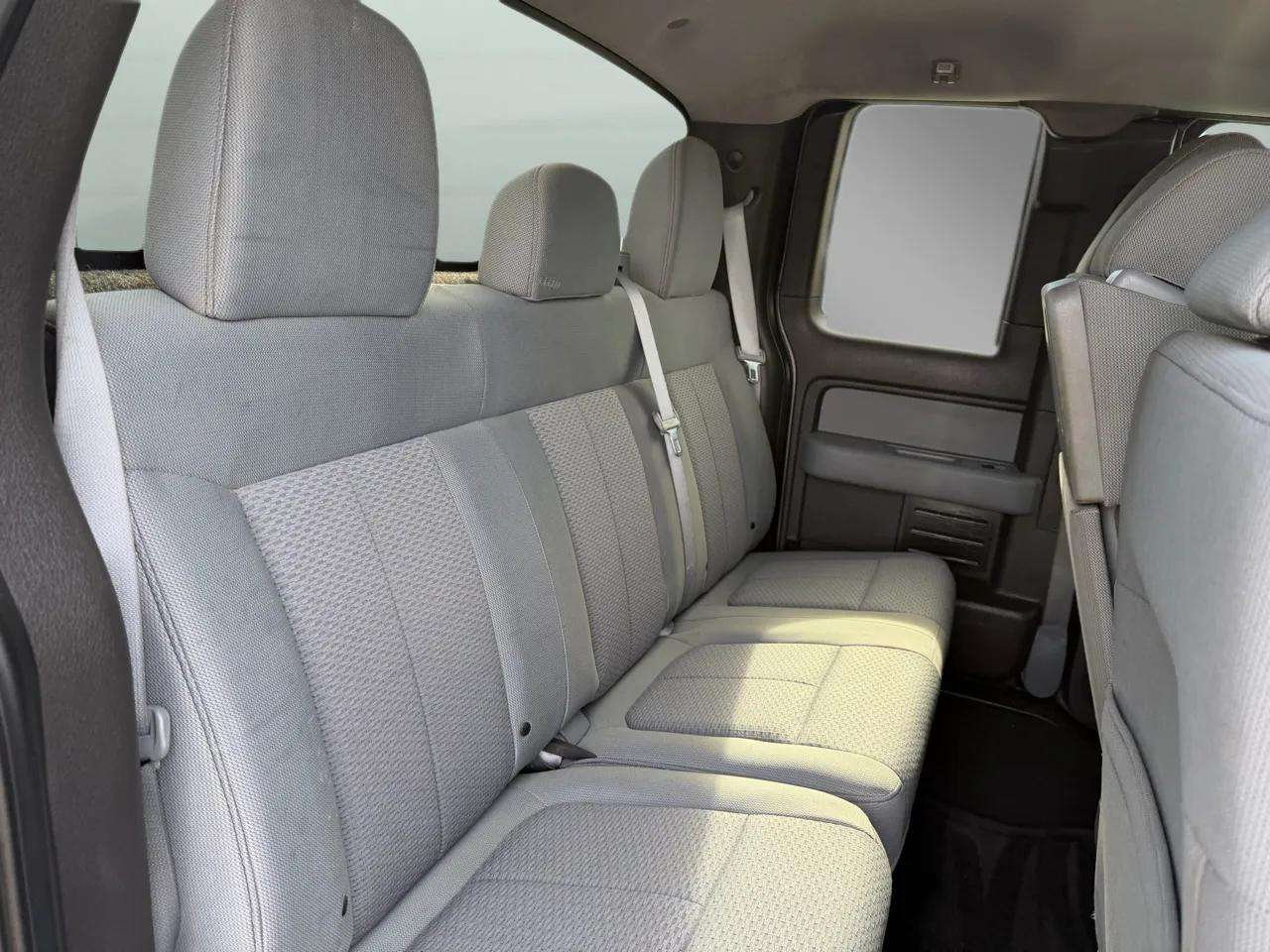 Ford F-150 4WD SuperCab 145" Lariat 2011