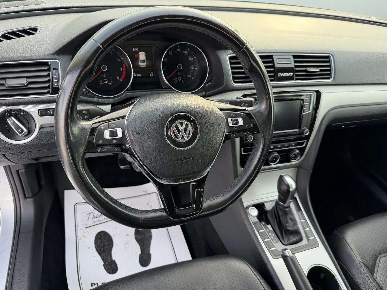 Volkswagen Passat 2.0T Wolfsburg Edition Auto 2019
