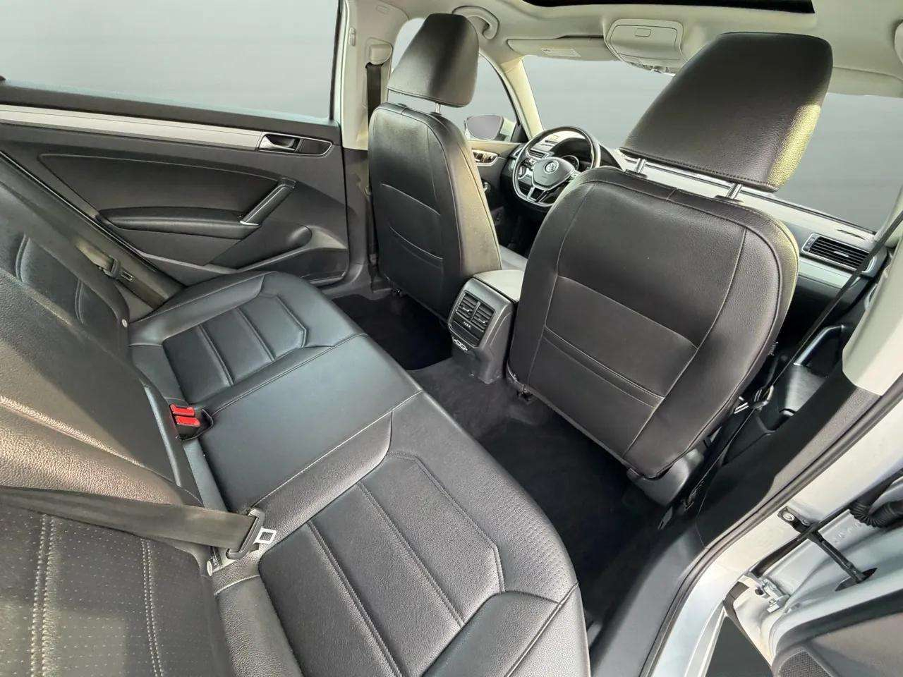 Volkswagen Passat 2.0T Wolfsburg Edition Auto 2019