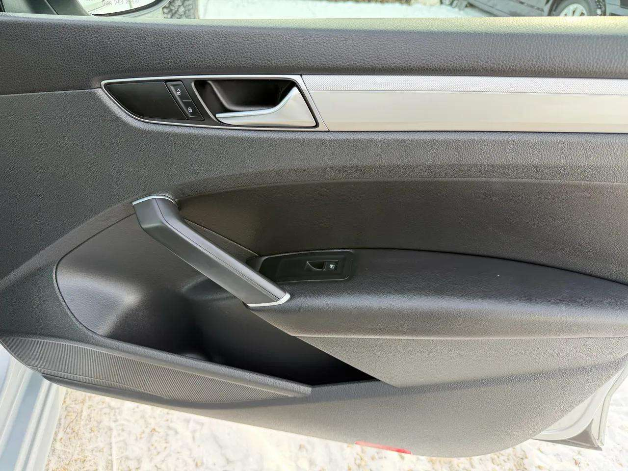 Volkswagen Passat 2.0T Wolfsburg Edition Auto 2019