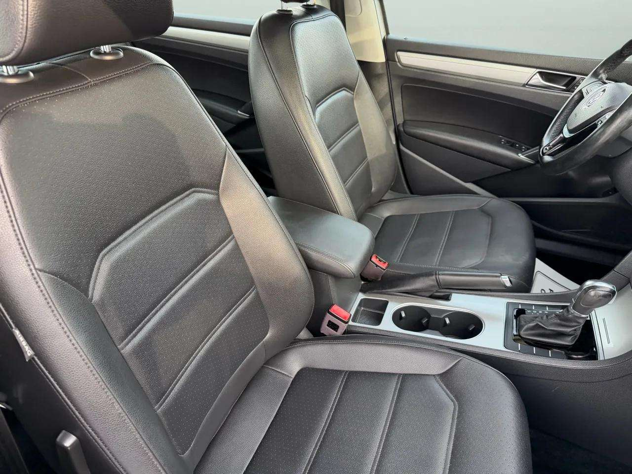 Volkswagen Passat 2.0T Wolfsburg Edition Auto 2019