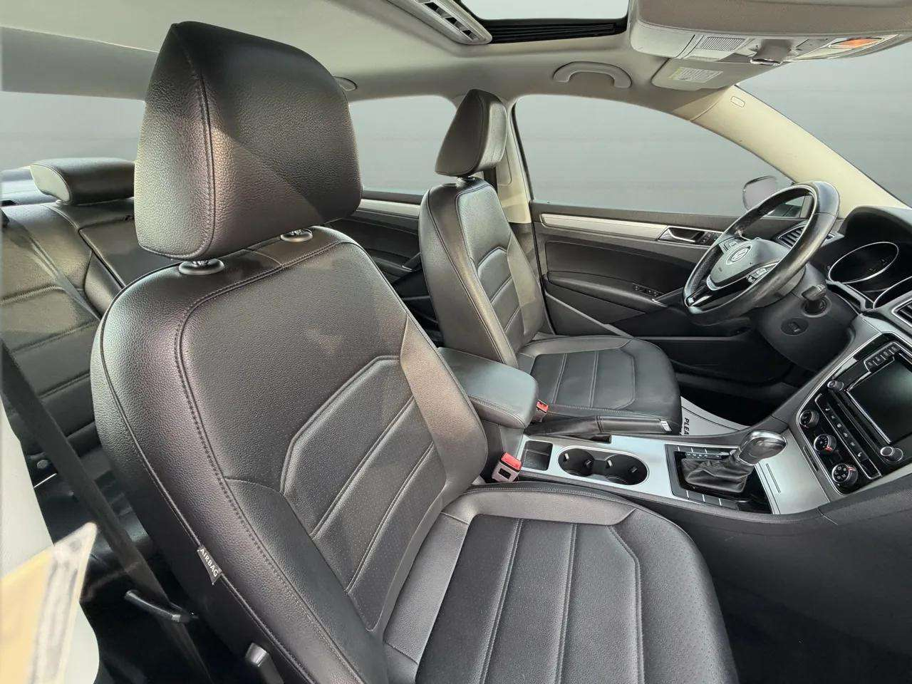 Volkswagen Passat 2.0T Wolfsburg Edition Auto 2019