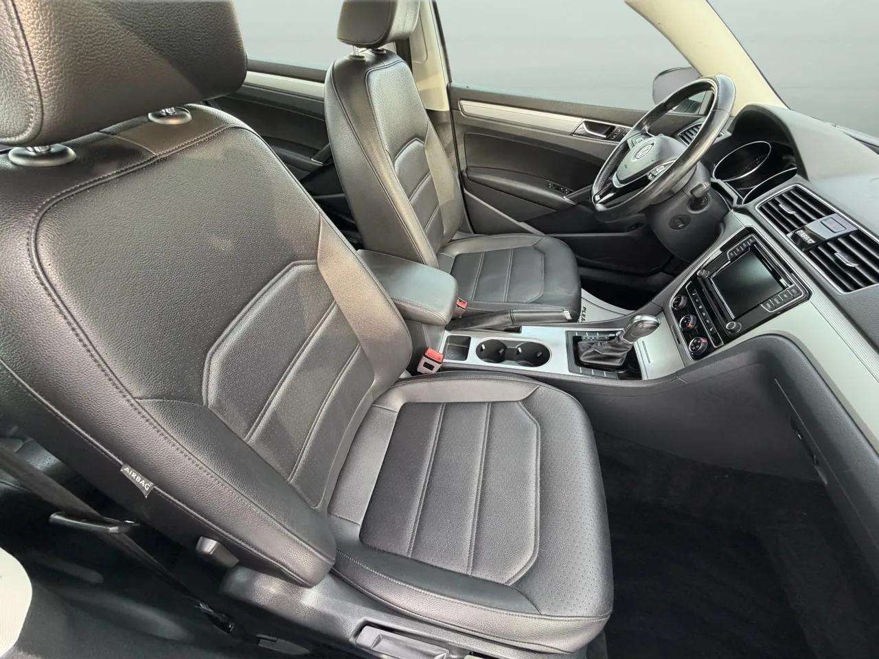 Volkswagen Passat 2.0T Wolfsburg Edition Auto 2019