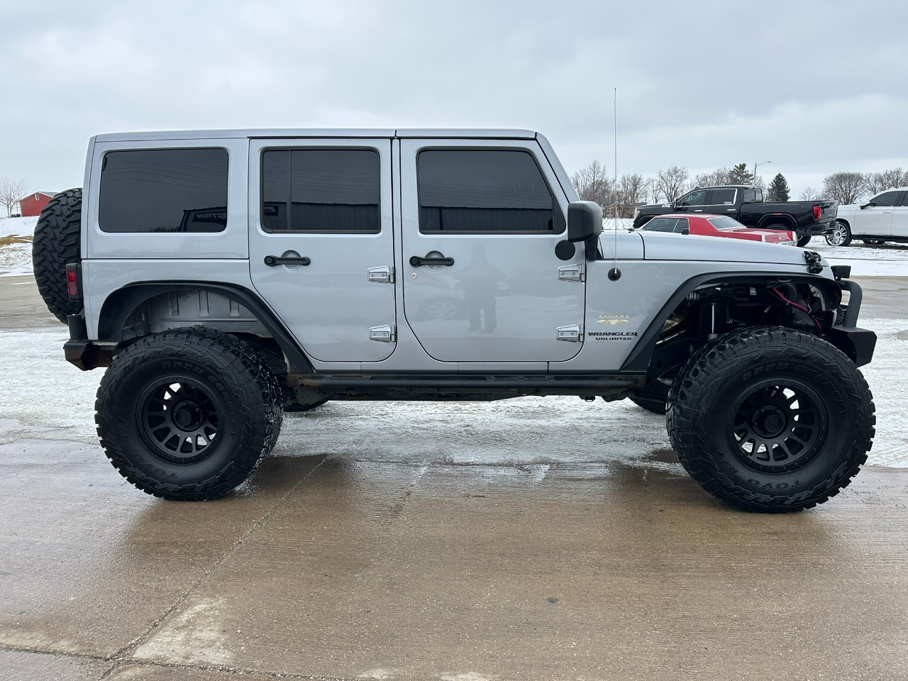 Jeep Wrangler Unlimited 4WD 4dr Sahara 2014