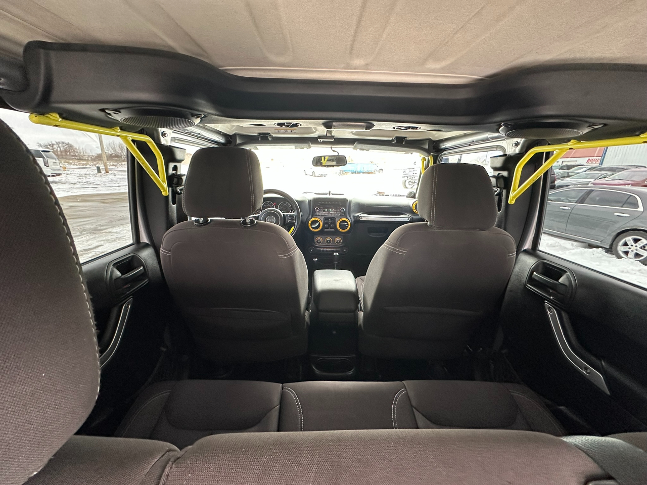 Jeep Wrangler Unlimited 4WD 4dr Sahara 2014