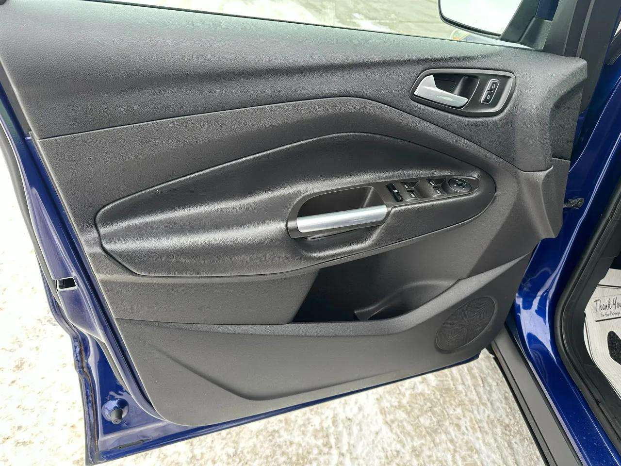 Ford Escape FWD 4dr SE 2015