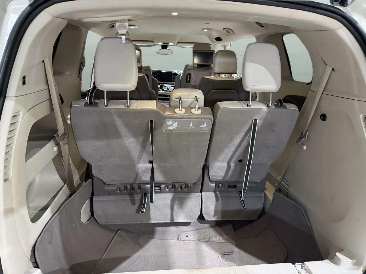 Chrysler Pacifica Touring-L Plus FWD 2017