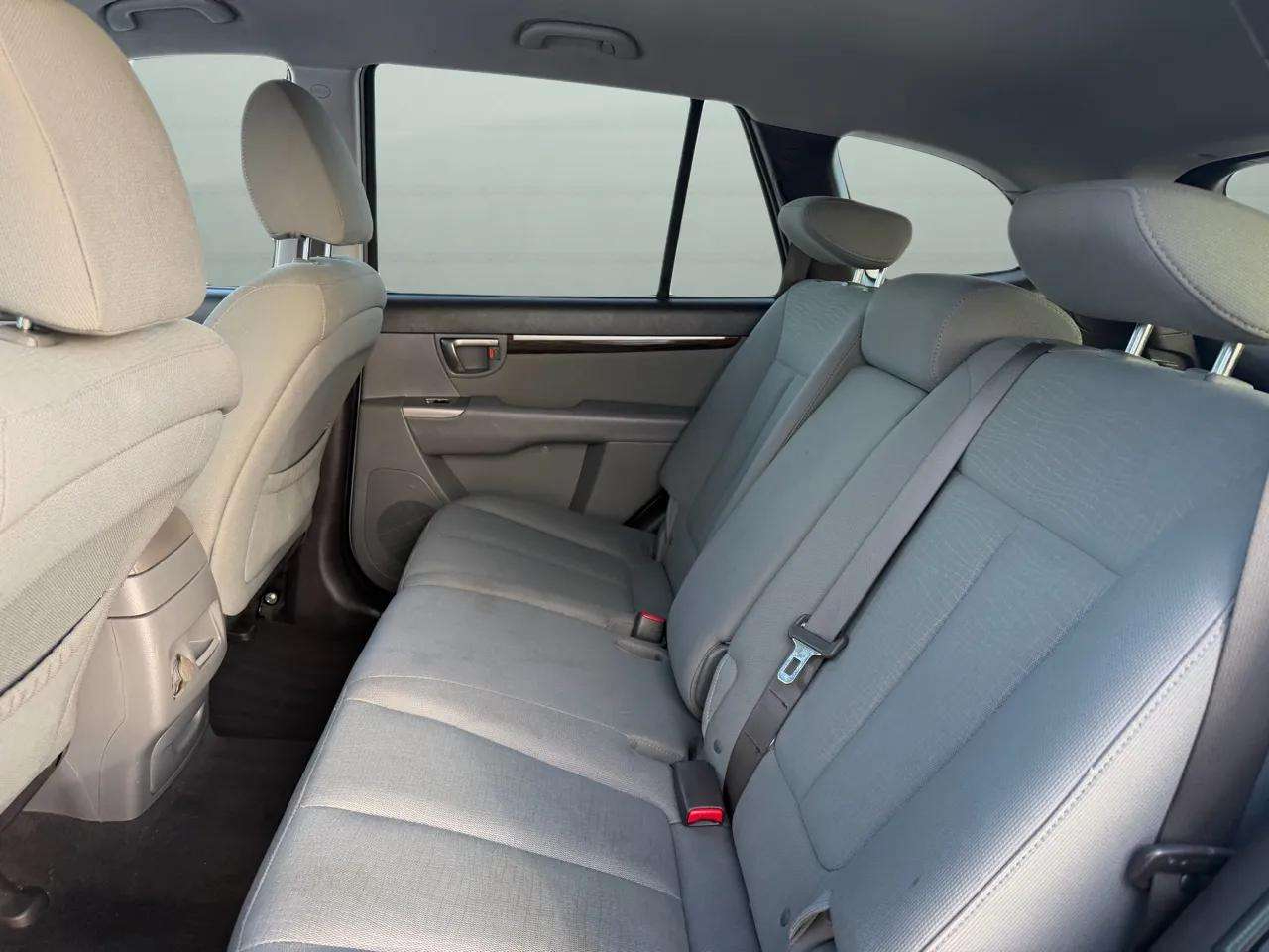 Hyundai Santa Fe AWD 4dr I4 Auto GLS 2010