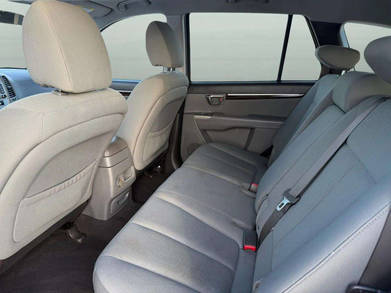 Hyundai Santa Fe AWD 4dr I4 Auto GLS 2010