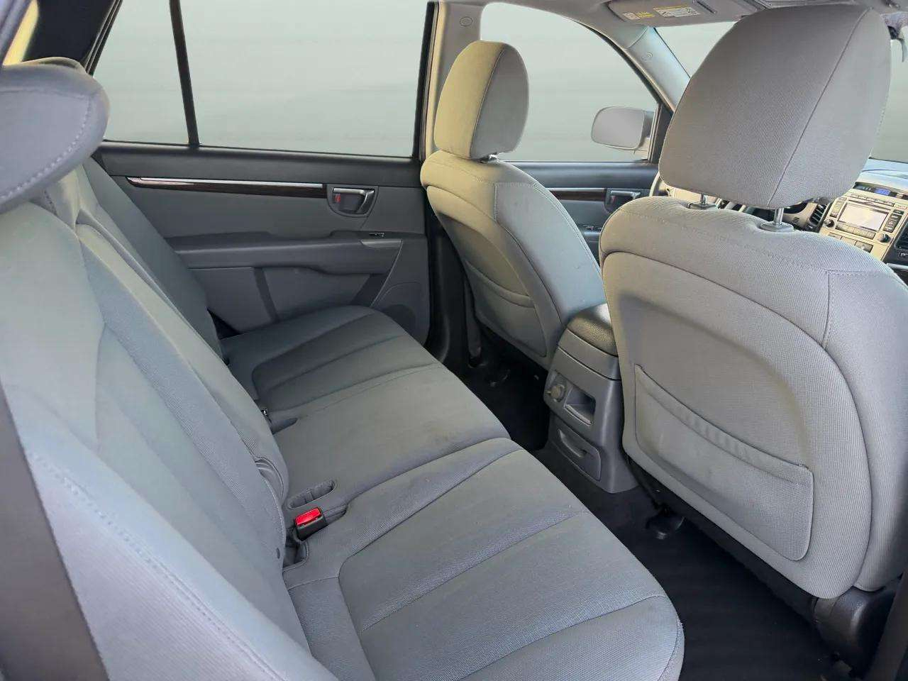 Hyundai Santa Fe AWD 4dr I4 Auto GLS 2010