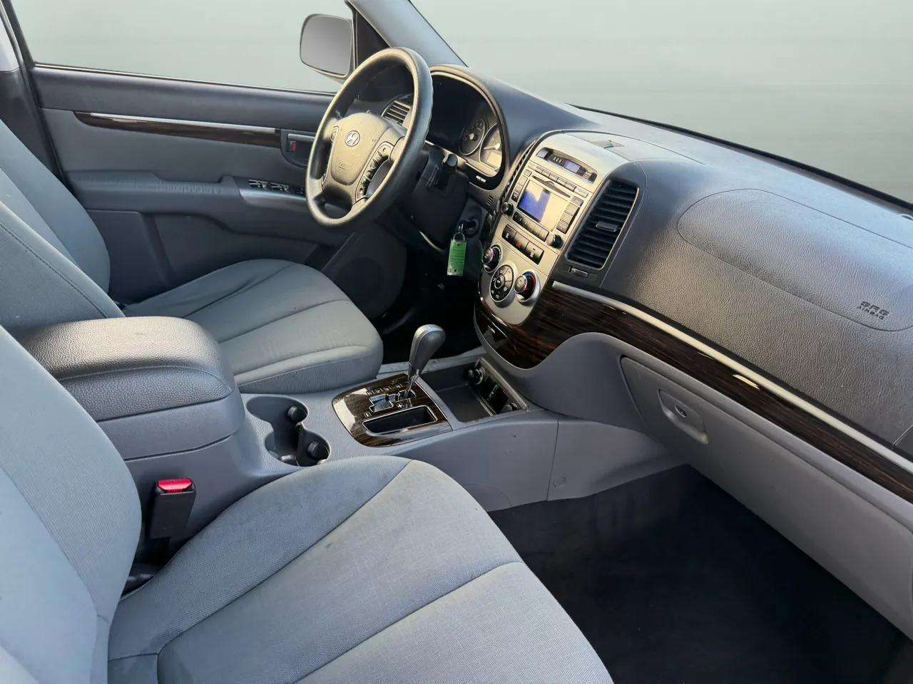 Hyundai Santa Fe AWD 4dr I4 Auto GLS 2010