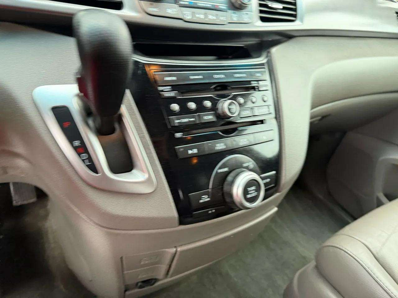 Honda Odyssey 5dr EX-L 2012