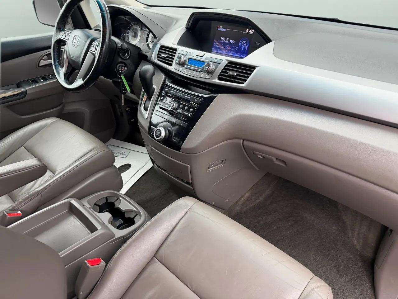 Honda Odyssey 5dr EX-L 2012