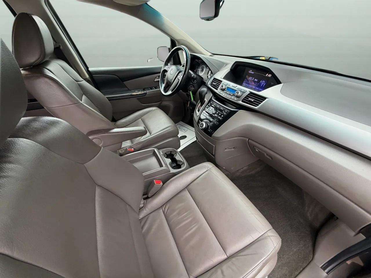 Honda Odyssey 5dr EX-L 2012