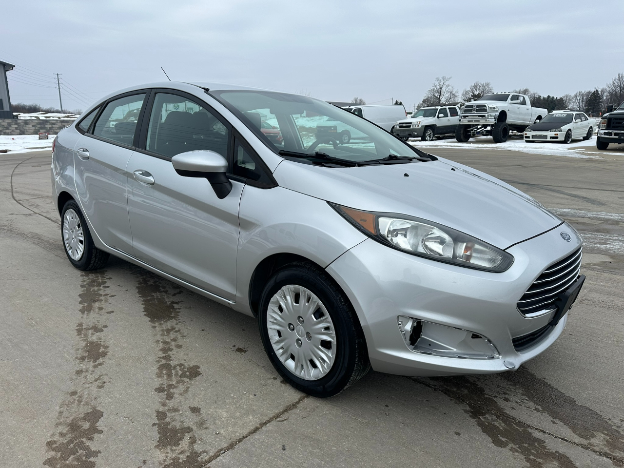 Ford Fiesta 4dr Sdn S 2015