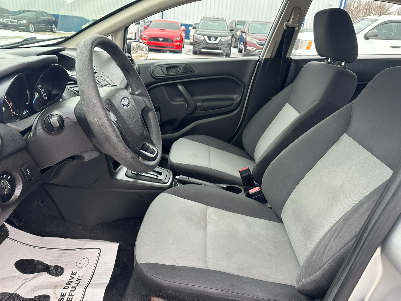 Ford Fiesta 4dr Sdn S 2015