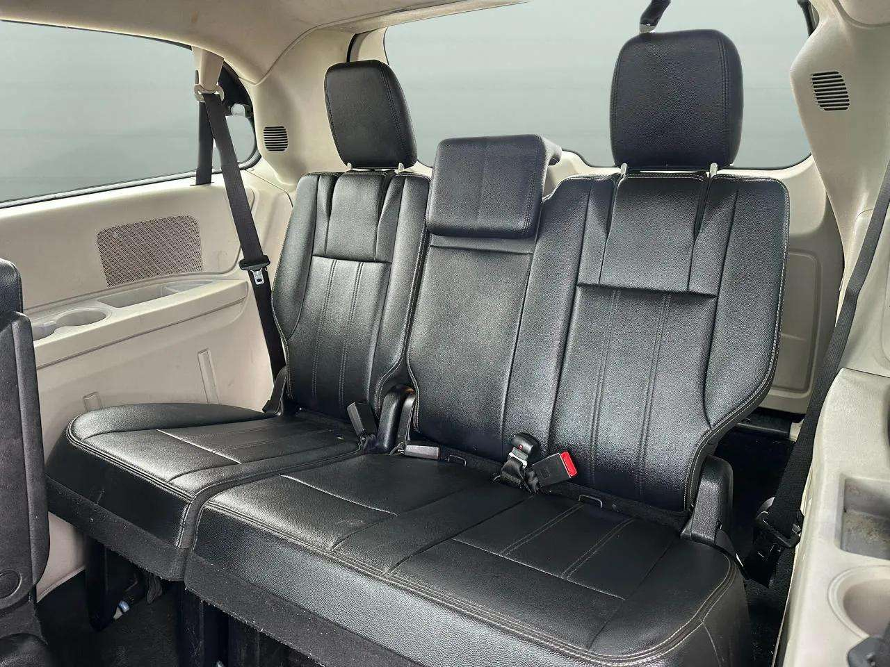 Chrysler Town & Country 4dr Wgn Touring 2015