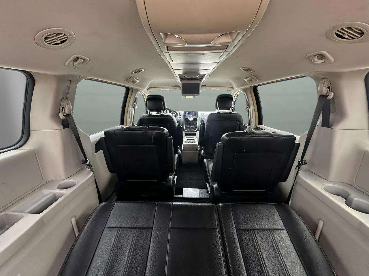 Chrysler Town & Country 4dr Wgn Touring 2015