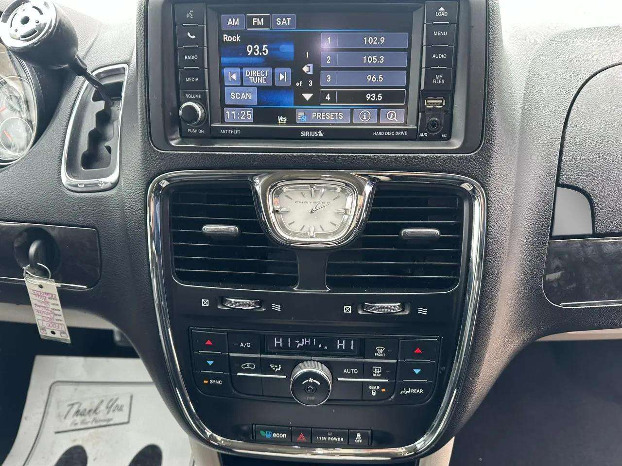 Chrysler Town & Country 4dr Wgn Touring 2015