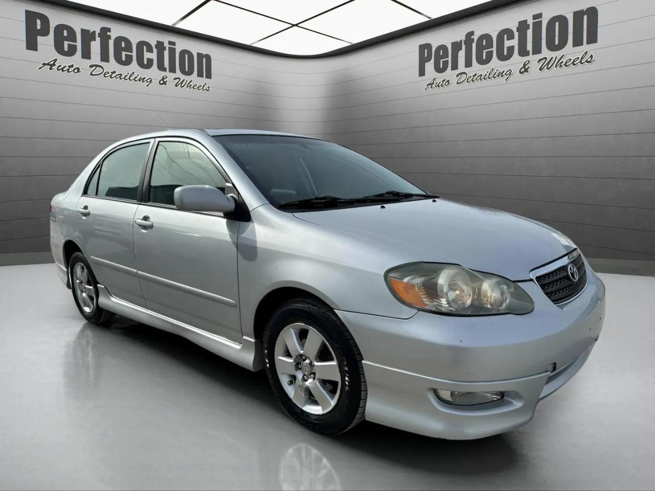 Toyota Corolla 4dr Sdn Man CE (Natl) 2008