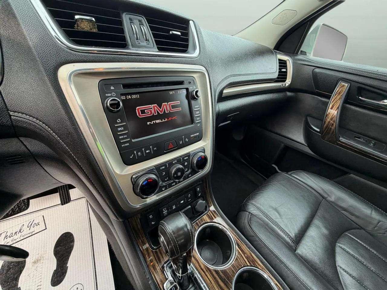 GMC Acadia AWD 4dr Denali 2015