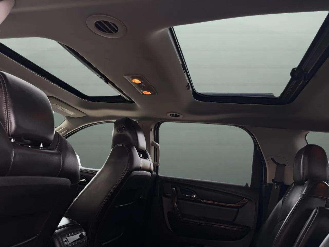 GMC Acadia AWD 4dr Denali 2015