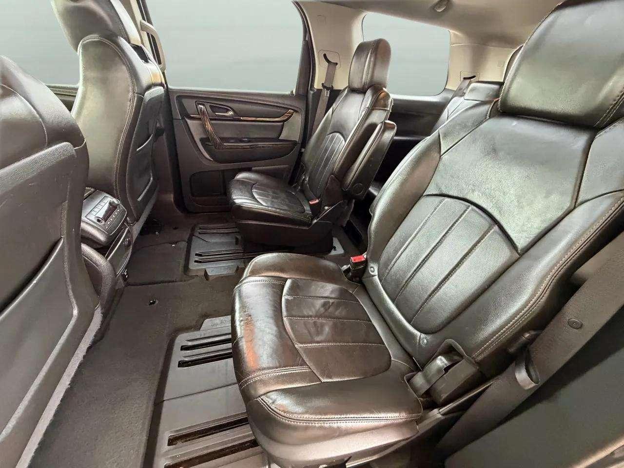 GMC Acadia AWD 4dr Denali 2015