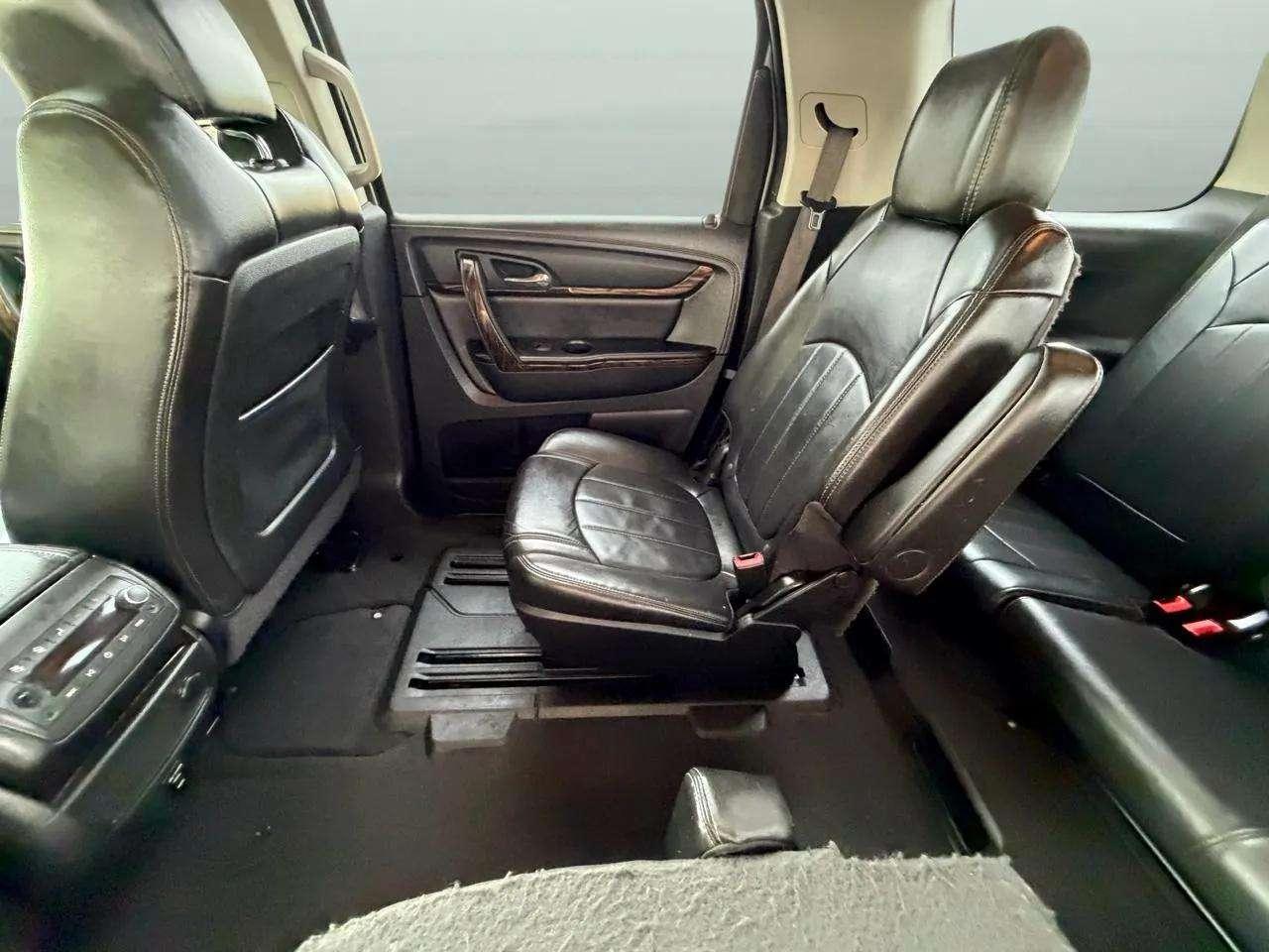 GMC Acadia AWD 4dr Denali 2015