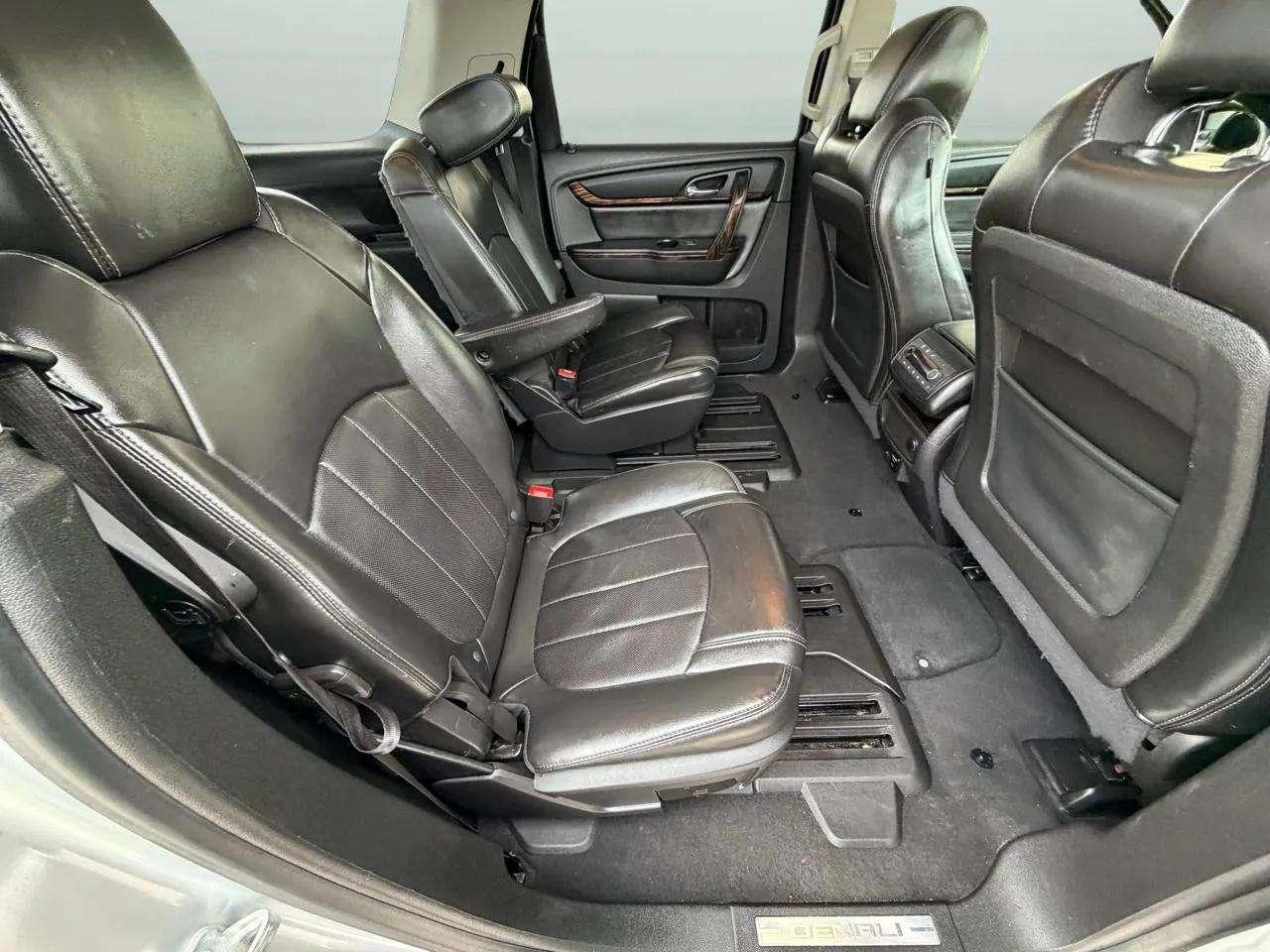 GMC Acadia AWD 4dr Denali 2015