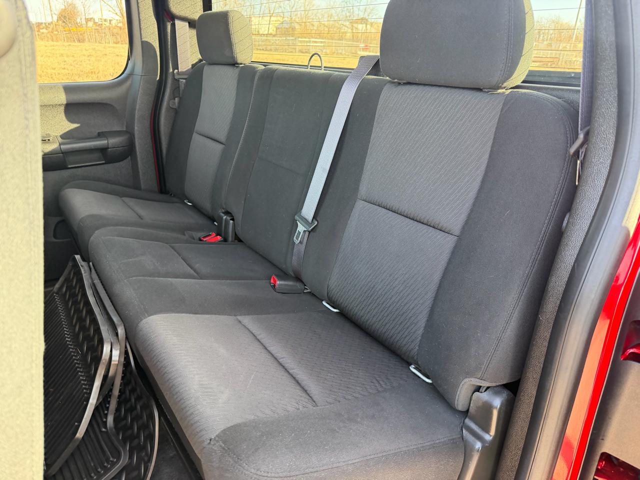 Chevrolet Silverado 1500 4WD Ext Cab 143.5" LT 2013