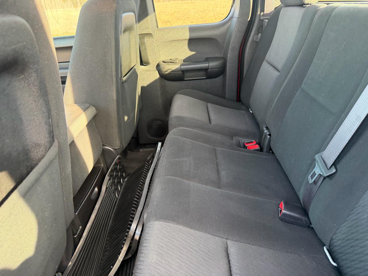 Chevrolet Silverado 1500 4WD Ext Cab 143.5" LT 2013