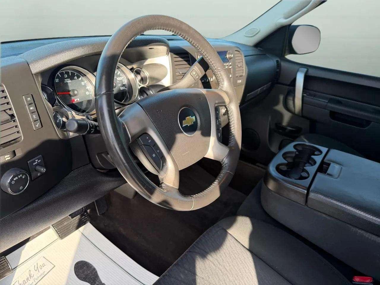 Chevrolet Silverado 1500 4WD Ext Cab 143.5" LT 2013