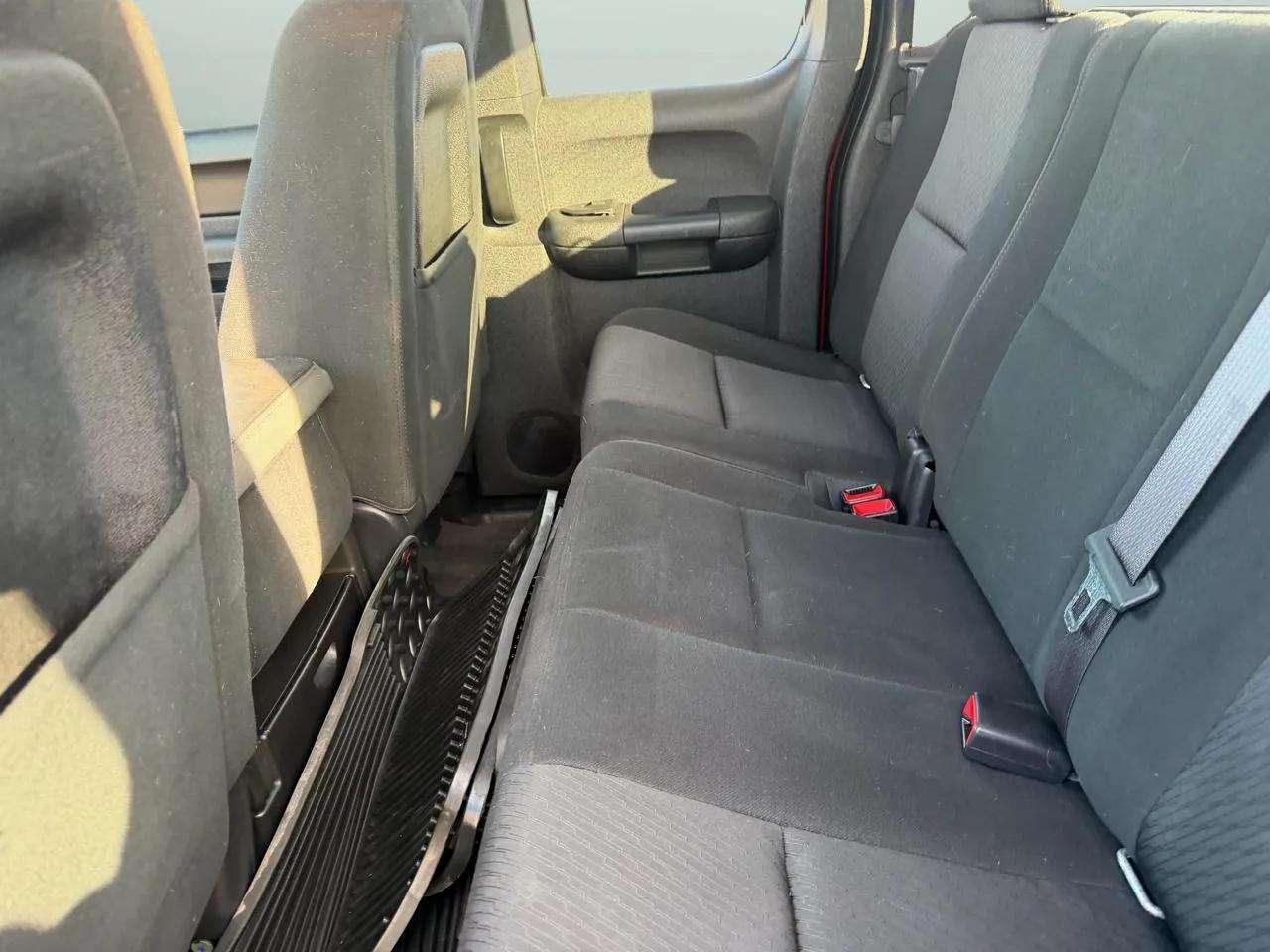 Chevrolet Silverado 1500 4WD Ext Cab 143.5" LT 2013