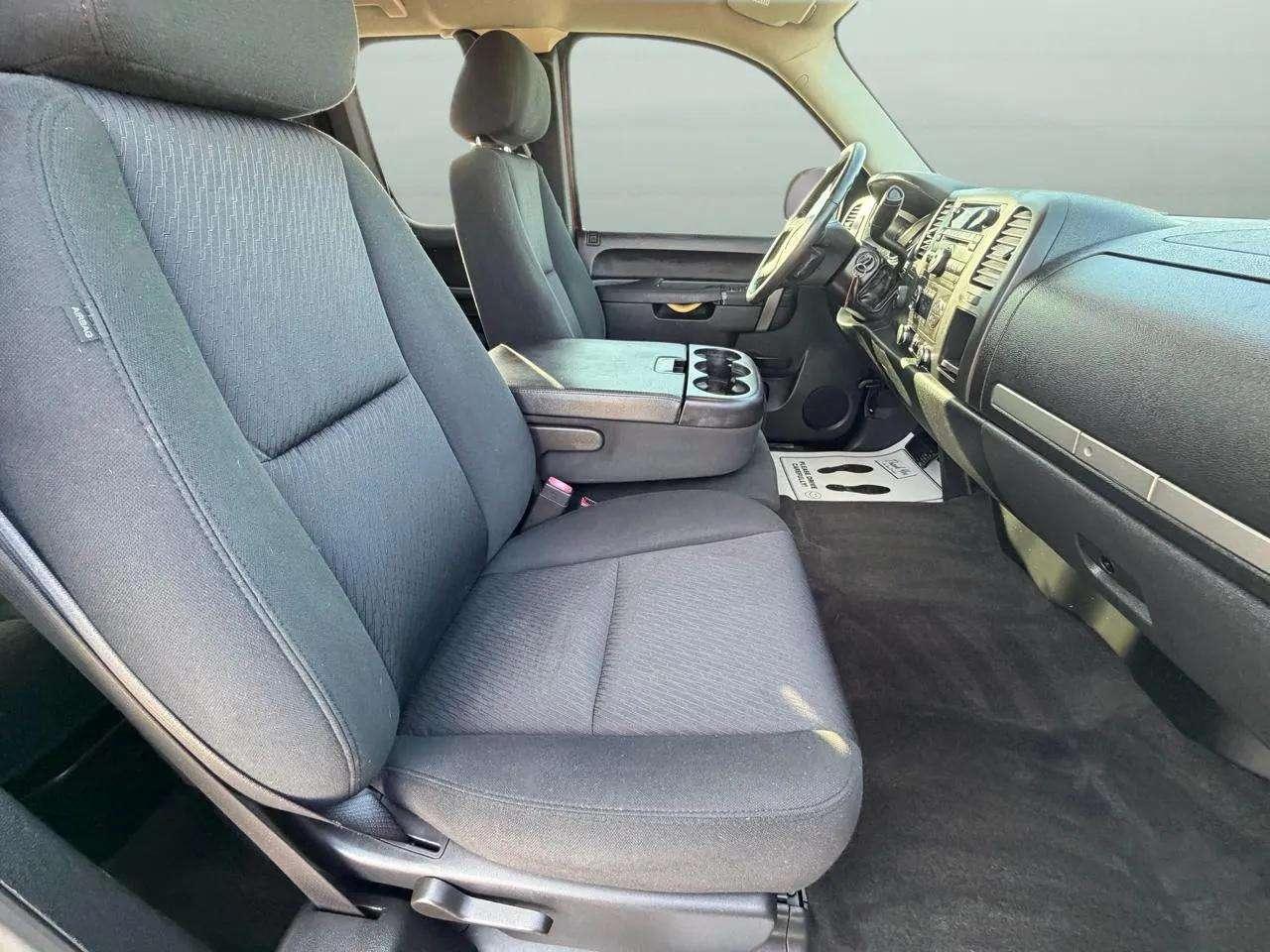 Chevrolet Silverado 1500 4WD Ext Cab 143.5" LT 2013